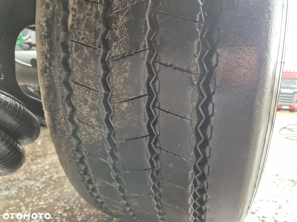 Kögel Podkontenerowa - 30