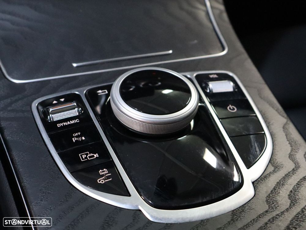 Mercedes-Benz C 300 de Avantgarde - 17