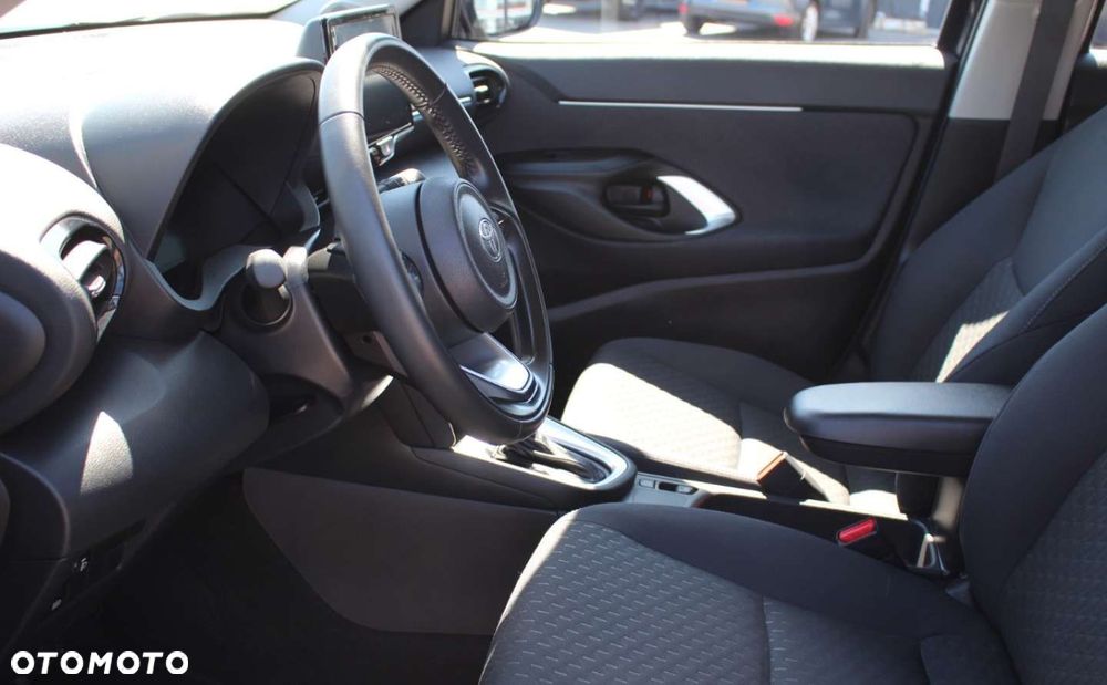 Toyota Yaris Cross - 11