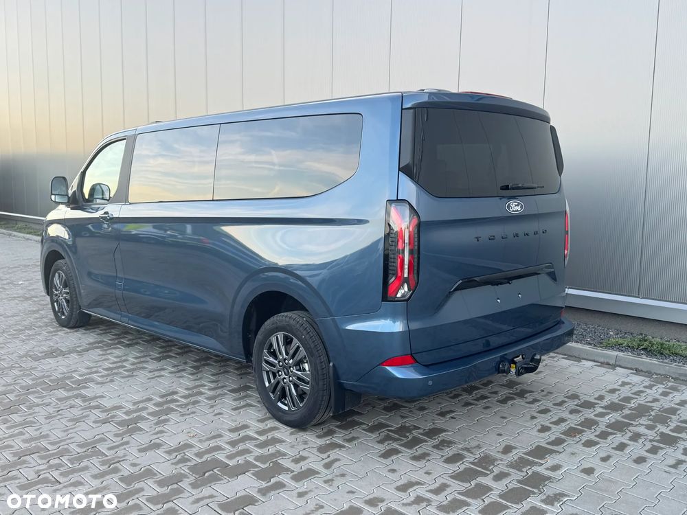 Ford Tourneo Custom 2.0 EcoBlue 320 L2 Titanium - 9