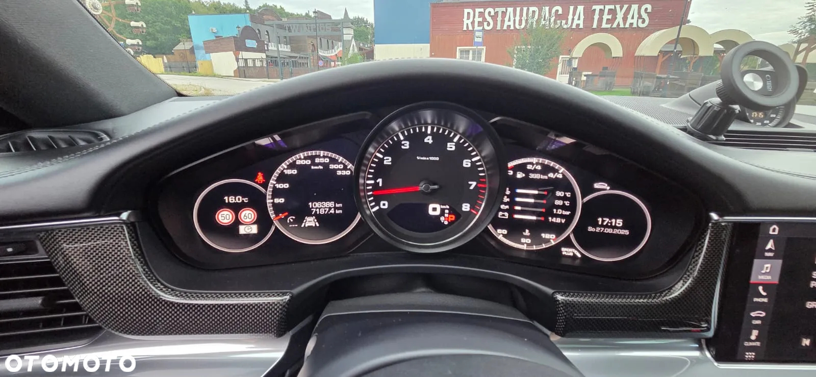 Porsche Panamera 4S Sport Turismo - 11