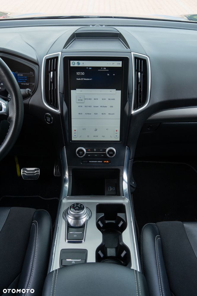 Ford Edge - 8