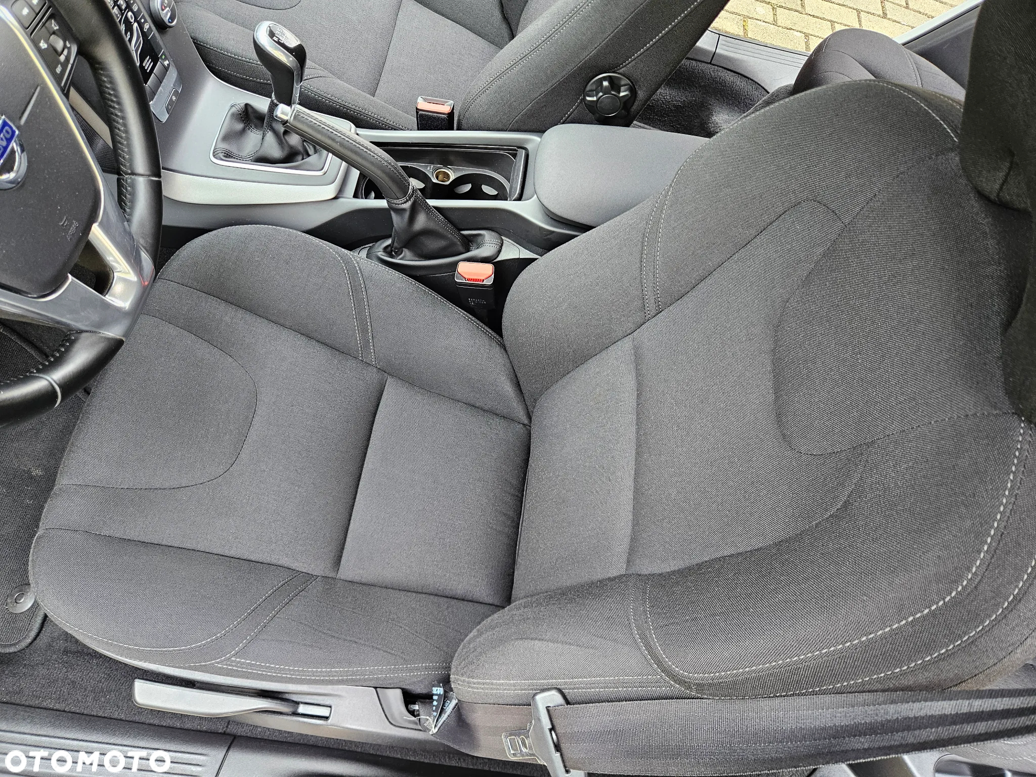 Volvo V40 T3 Kinetic - 15