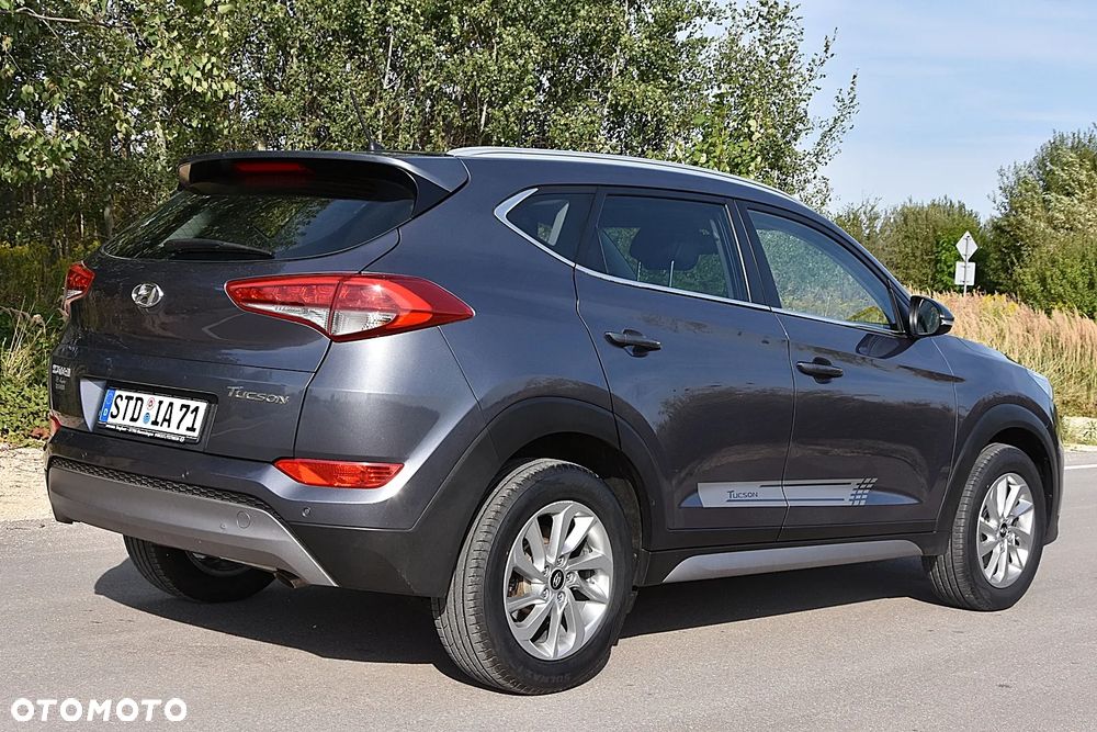 Hyundai Tucson - 8