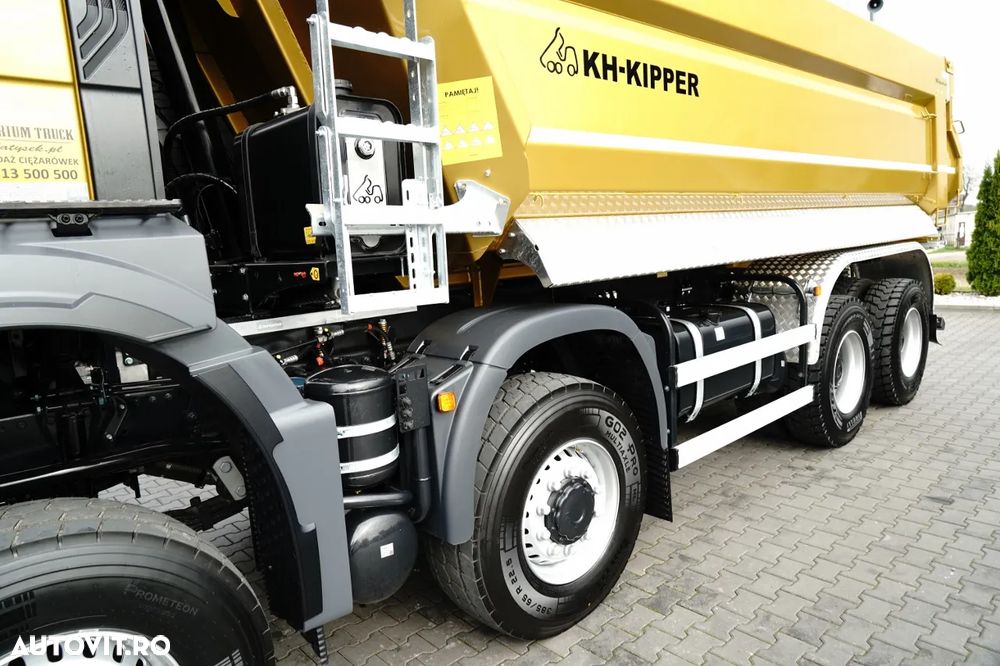 MAN TGS 41.480 / 8X8 / ​​BASCULATOR / AUTOMAT / NOU-NOUȚ / ECHIPAMENTE BOGATE / DISPONIBIL IMEDIAT / AUR METALIC / - 14