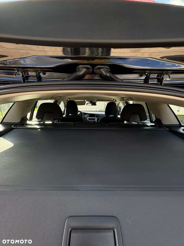 Volvo V60 D2 Drive-E Momentum - 33