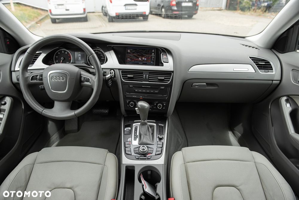 Audi A4 Avant 3.2 FSI quattro tiptronic Attraction - 26