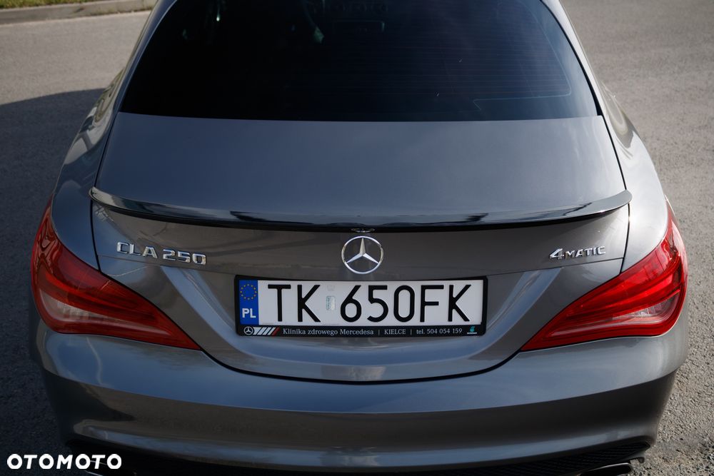 Mercedes-Benz CLA - 27