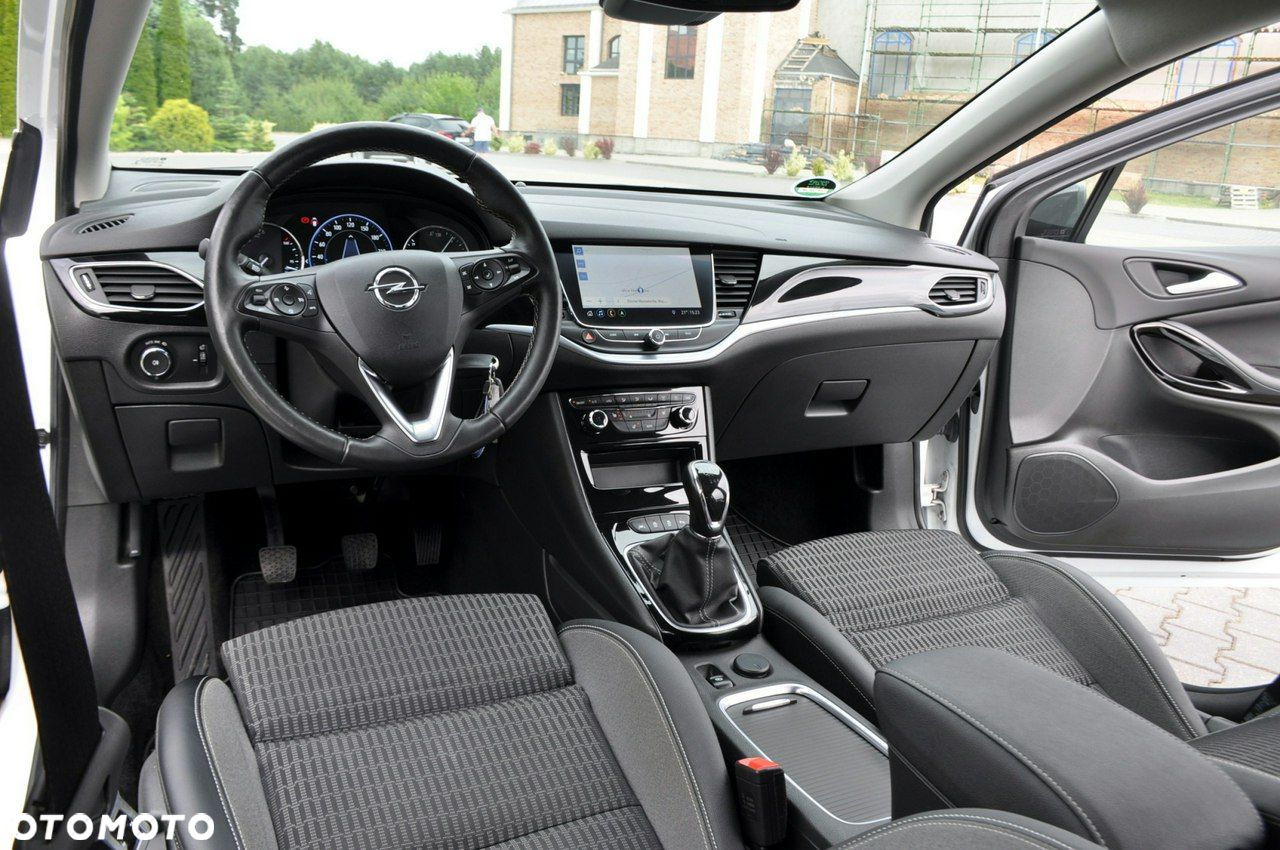Opel Astra - 28