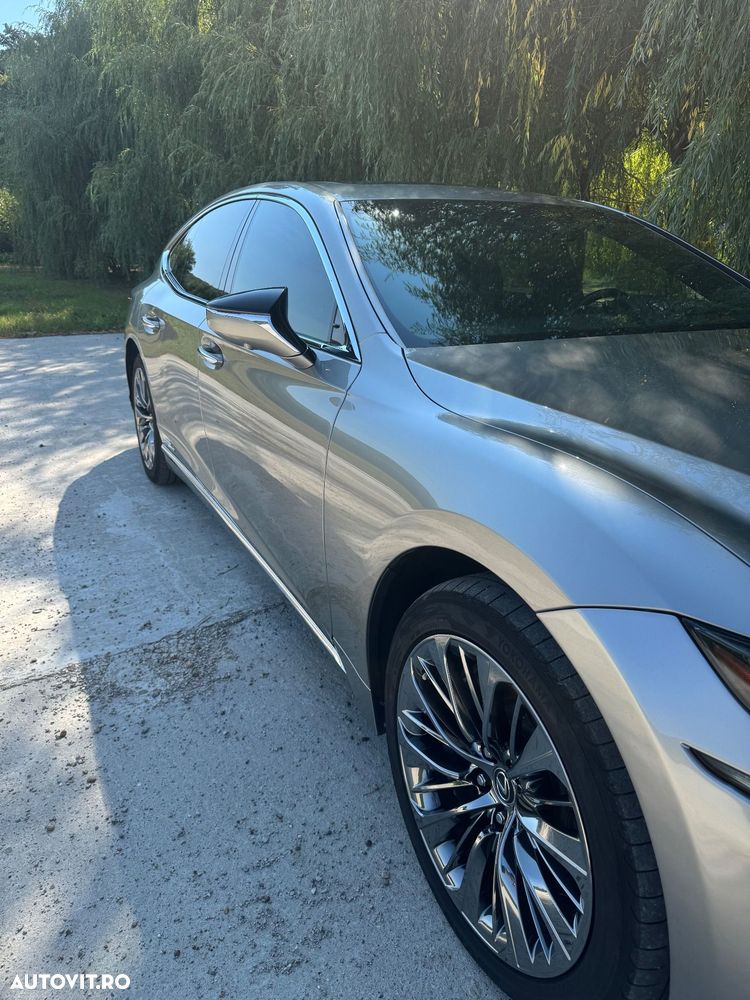 Lexus Seria LS - 12