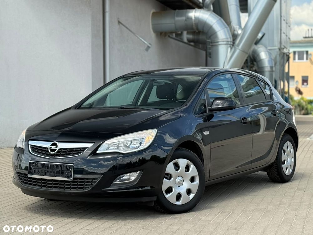Opel Astra 1.4 150 Jahre - 5