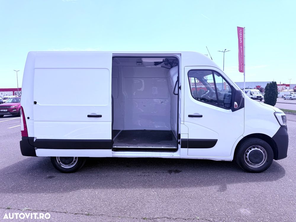 Renault Master Blue L2H2 VA Basis - 17