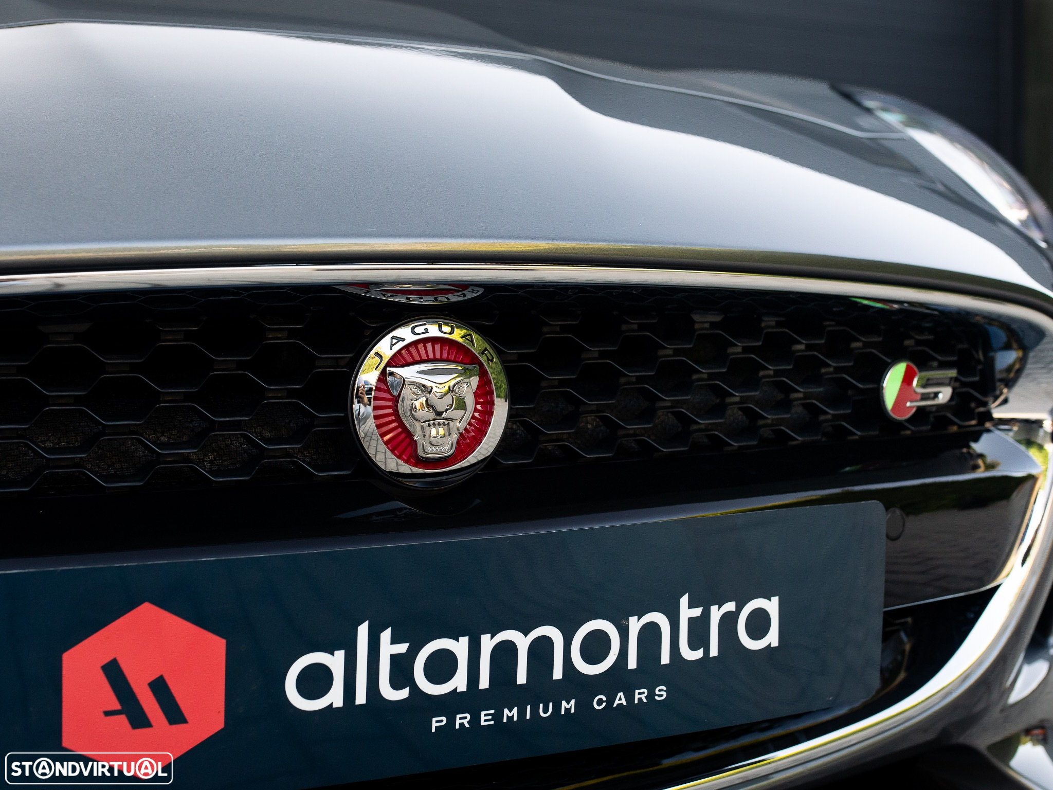 Jaguar F-Type 3.0 V6 S/C S Auto - 45