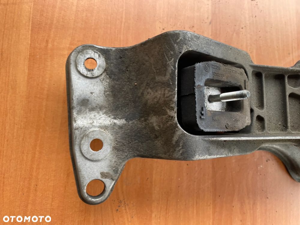 MOCOWANIE ŁAPA PODUSZKA SKRZYNI BIEGÓW BMW E60 E61 677717501 139811 - 4