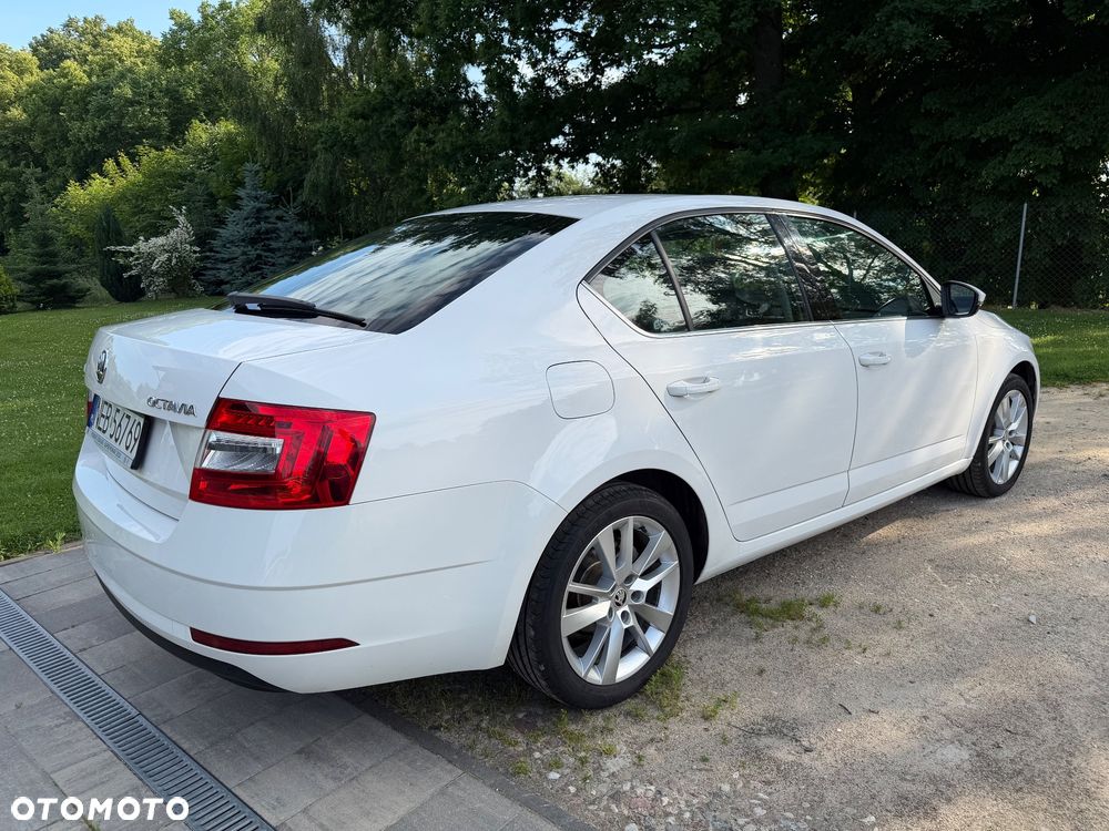 Skoda Octavia 2.0 TDI Style - 3