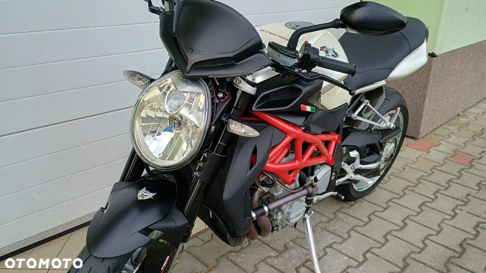 MV AGUSTA Brutale - 14