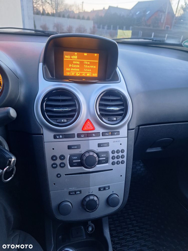 Opel Corsa - 11