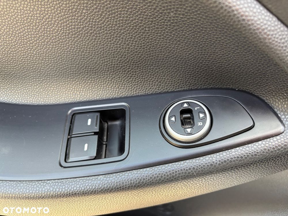 Hyundai i20 1.2 Classic + - 5