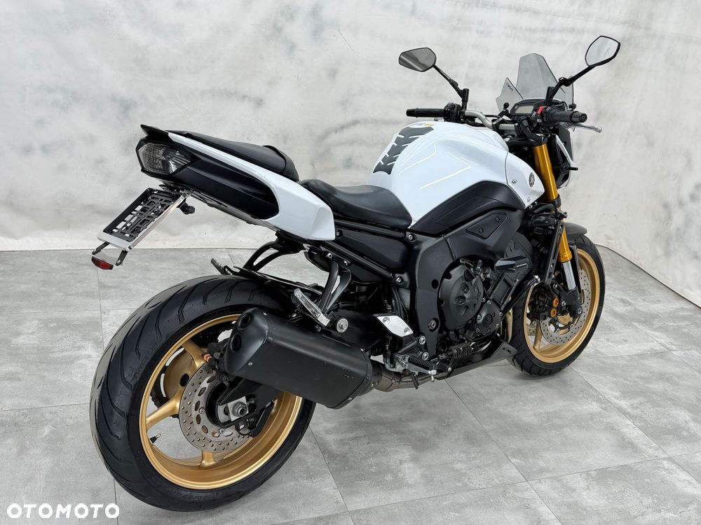 Yamaha FZ8 - 7