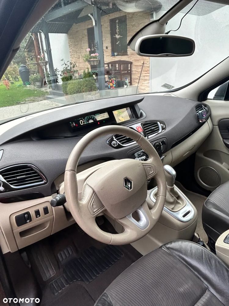 Renault Grand Scenic Gr 2.0 16V Privilege CVT Euro5 - 9