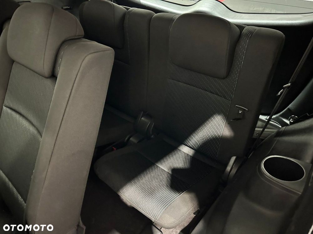 Toyota Verso - 36