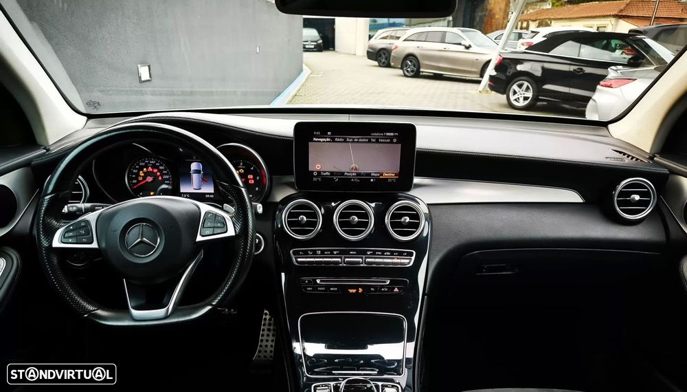 Mercedes-Benz GLC 250 d 4Matic 9G-TRONIC AMG Line - 30