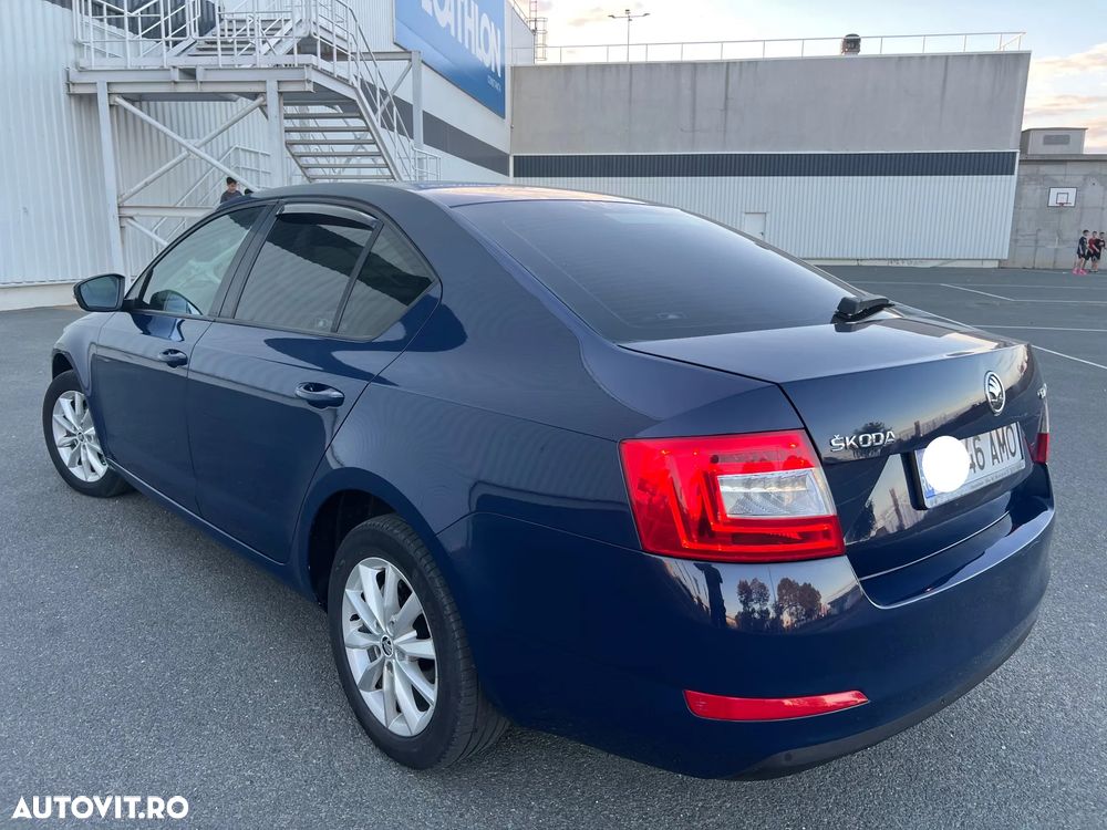 Skoda Octavia 1.6 TDI Ambition - 33