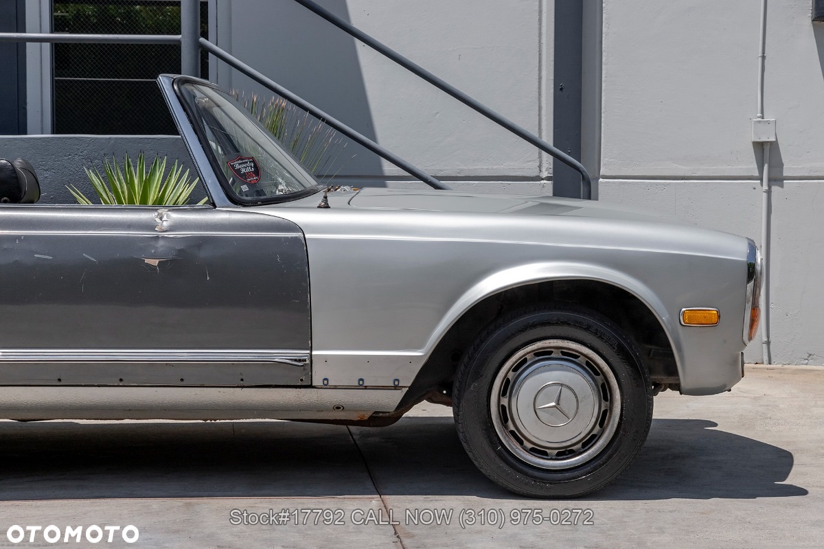 Mercedes-Benz 280 - 4