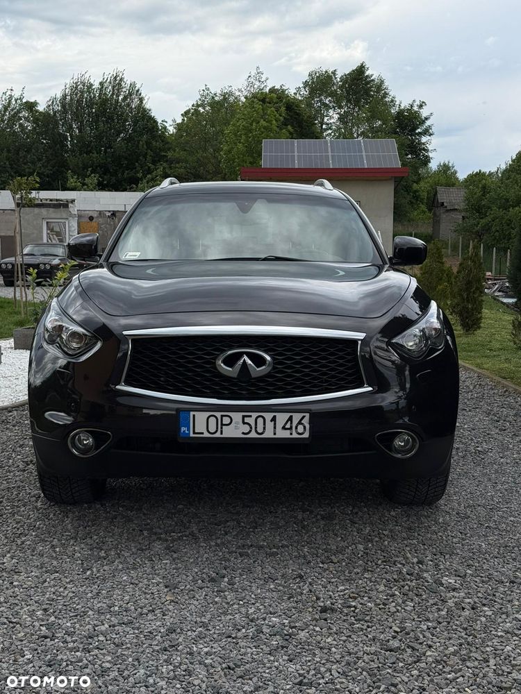 Infiniti QX70 3.7 S - 2
