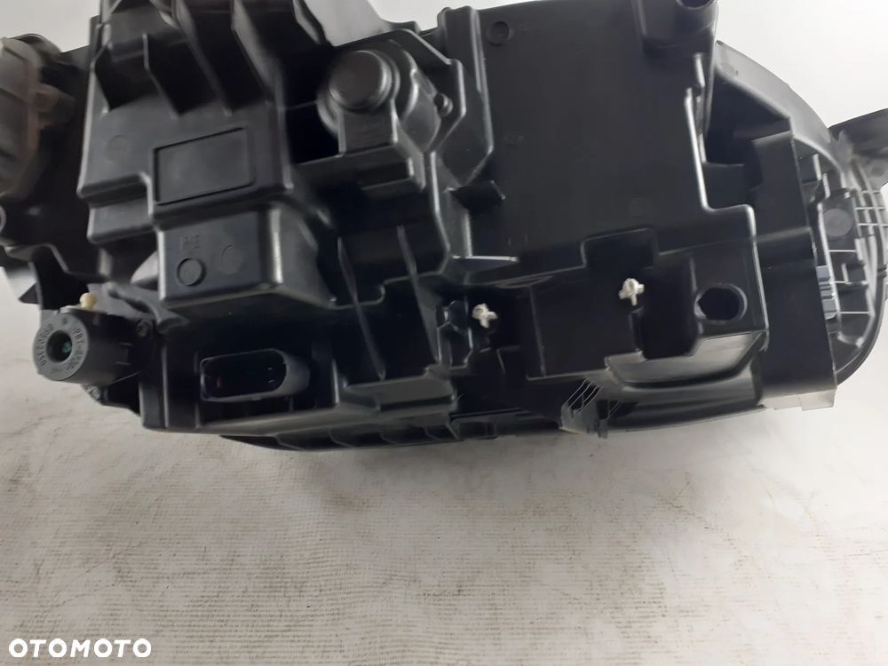 XC90 lampa lewa full led 15-22r. 32228688 - 9