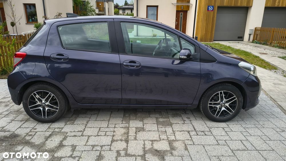 Toyota Yaris 1.33 Luna - 4