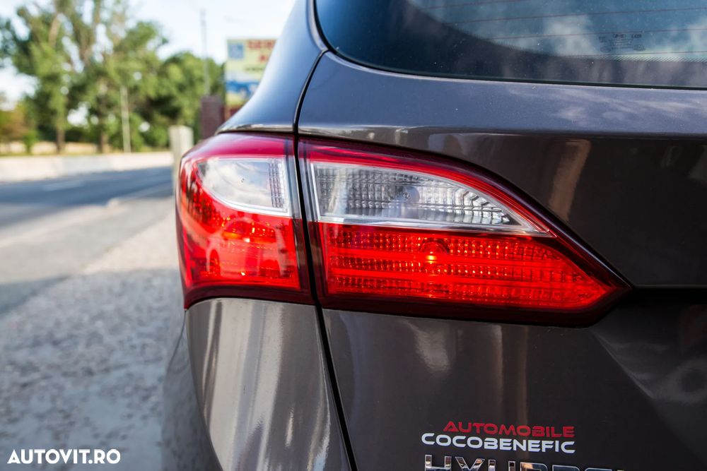 Hyundai i30 blue Kombi 1.6 CRDi YES! Gold - 14