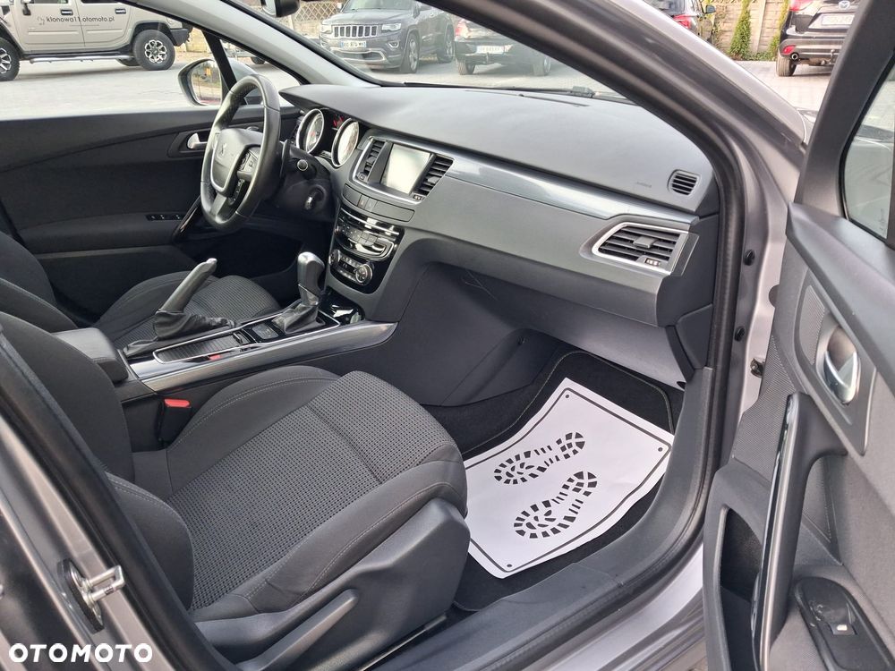 Peugeot 508 SW BlueHDi 120 EAT6 Stop&Start Allure - 26