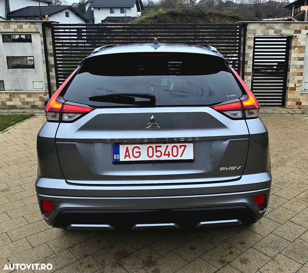 Mitsubishi Eclipse-Cross Plug-In Hybrid 4WD Plus Select - 23