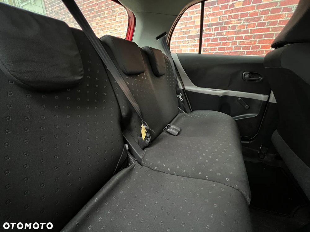 Toyota Yaris - 20