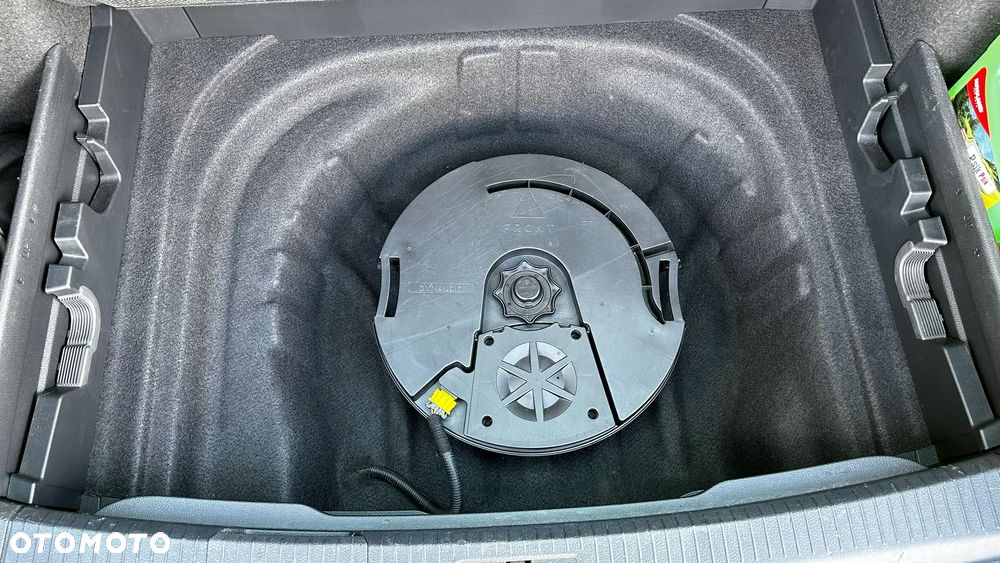 Volkswagen Golf - 12