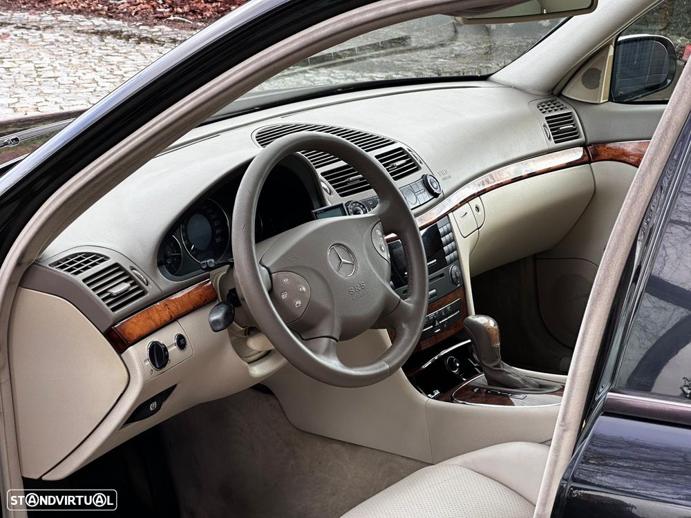 Mercedes-Benz E 220 CDI Auto Elegance - 21
