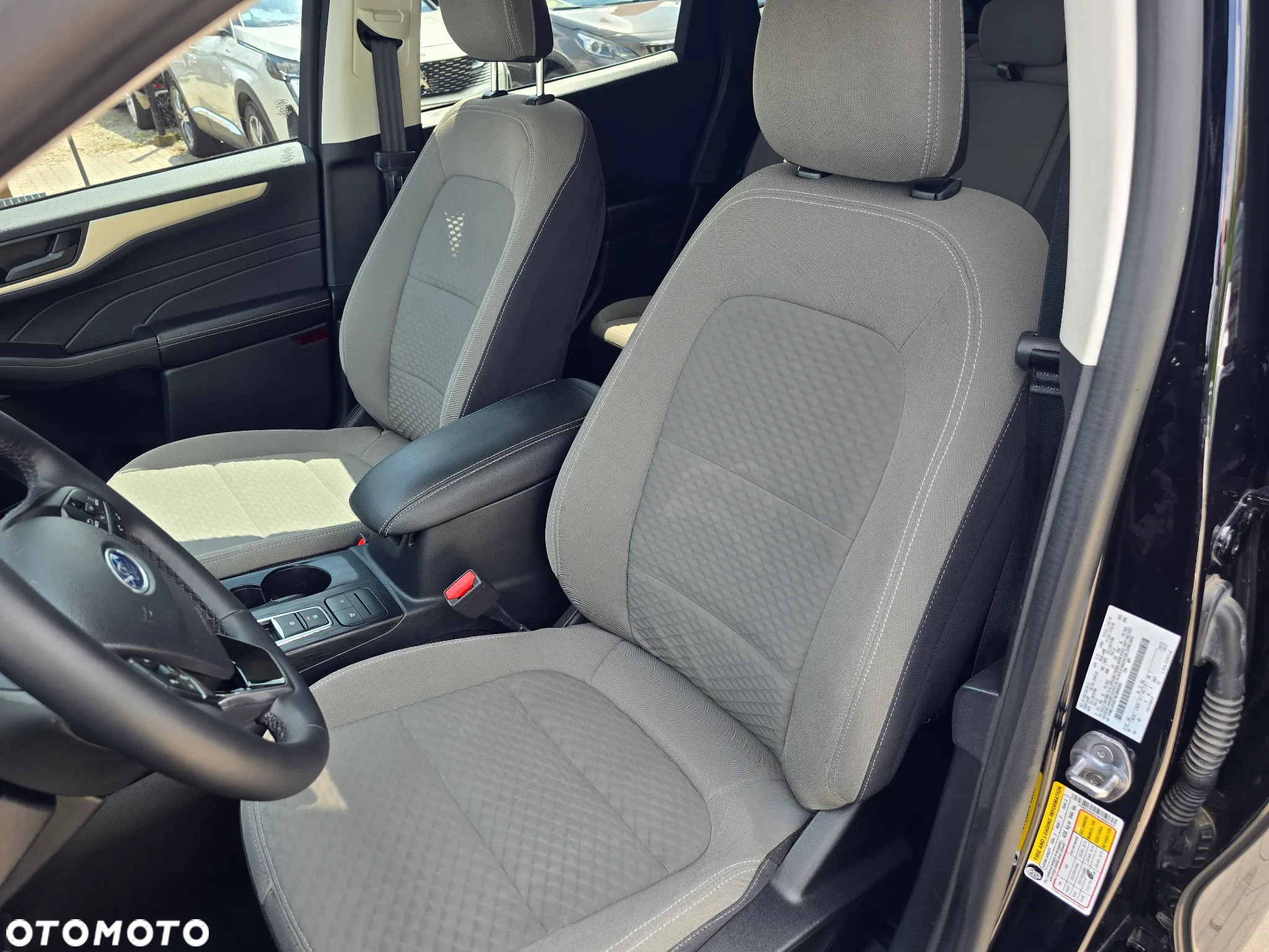 Ford Escape - 12