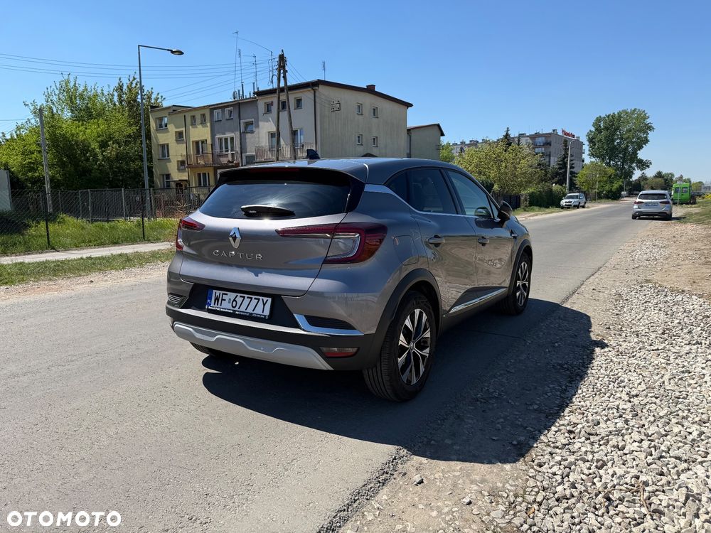 Renault Captur 1.3 TCe mHEV Techno EDC - 3