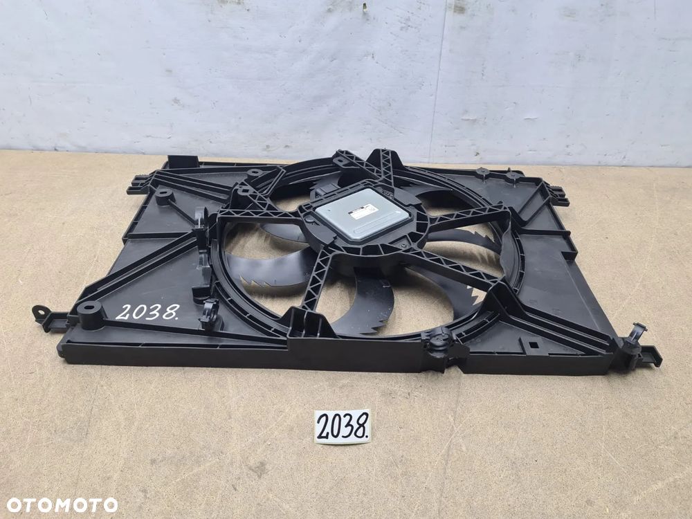 Toyota rav4 5 V od 19r 1636331500 wentylator obudowa wentylatora - 3