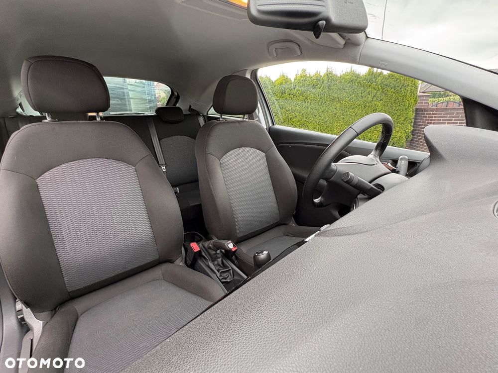 Opel Corsa 1.4 Active - 29