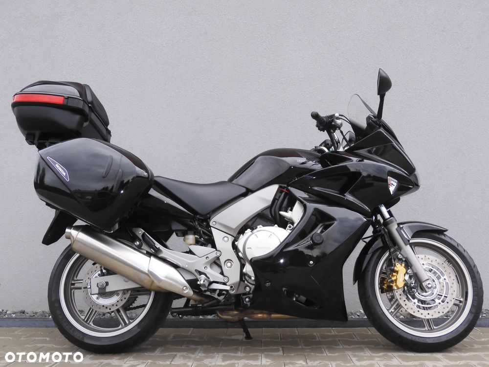 Honda CBF - 38