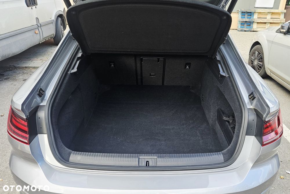 Volkswagen Arteon 2.0 TDI Bi-Turbo SCR 4Mot R-Line DSG - 18