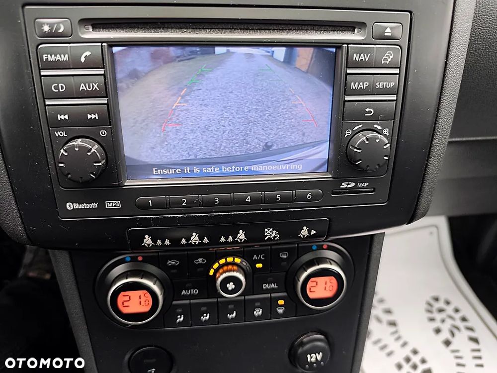 Nissan Qashqai+2 - 15