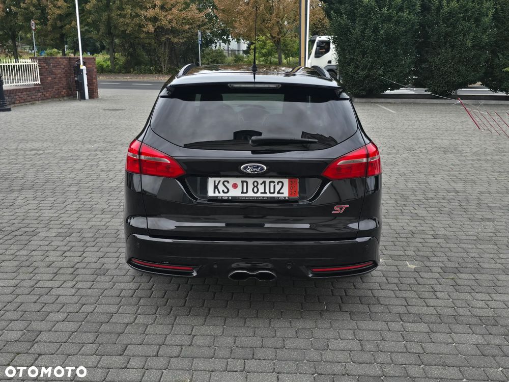 Ford Focus 2.0 EcoBoost ST mit Leder-Exclusiv-Paket - 10