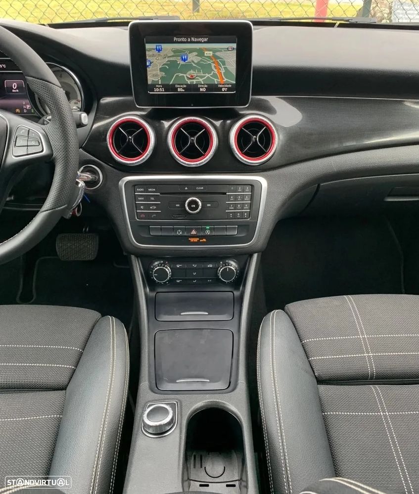 Mercedes-Benz CLA 200 d 4Matic 7G-DCT AMG Line - 9