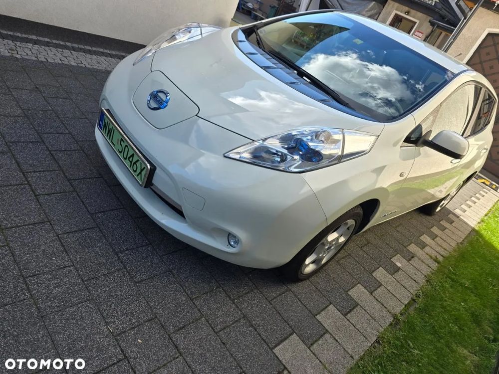 Nissan Leaf 24 kWh (mit Batterie) Visia + - 1