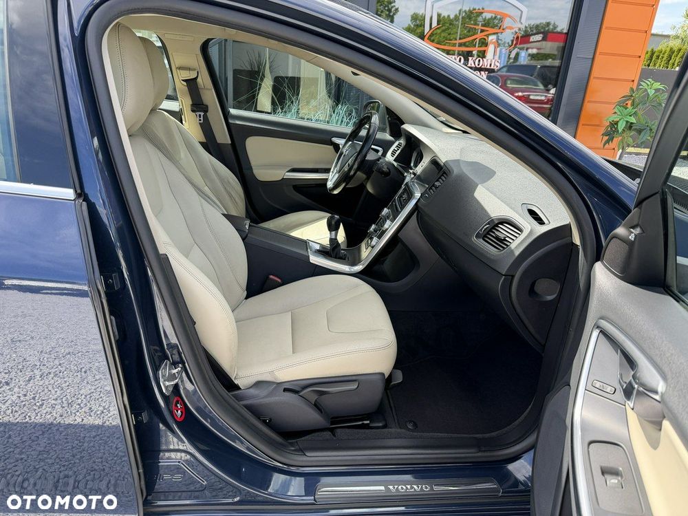 Volvo S60 - 27