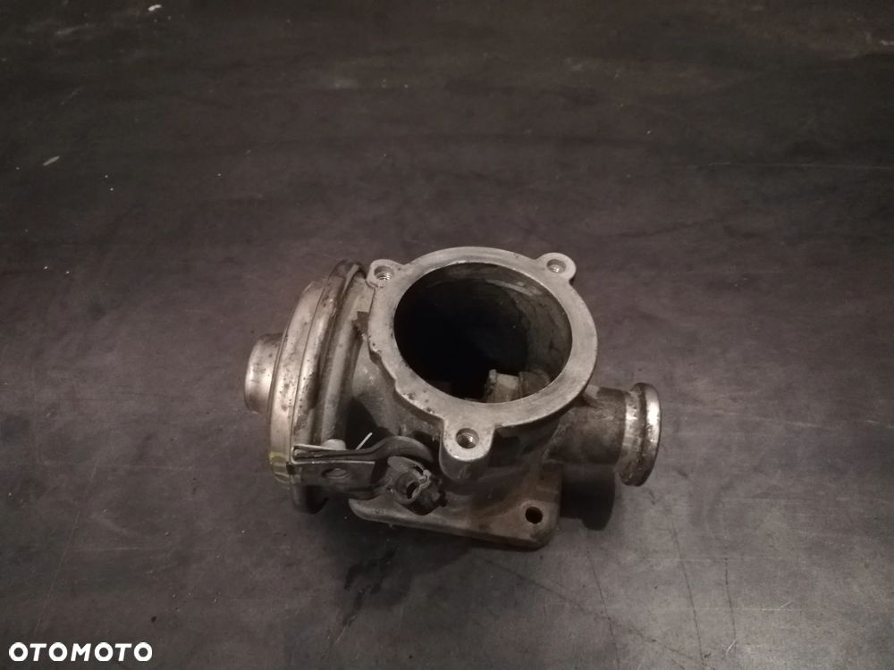 ZAWÓR EGR 7804380 BMW E60 E61 3.0 D - 1