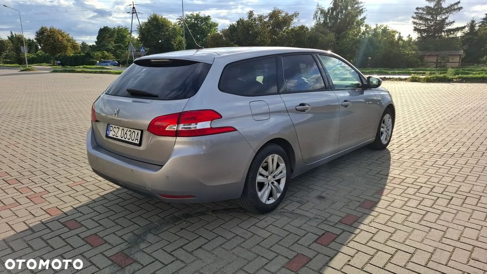 Peugeot 308 2017 photo 4